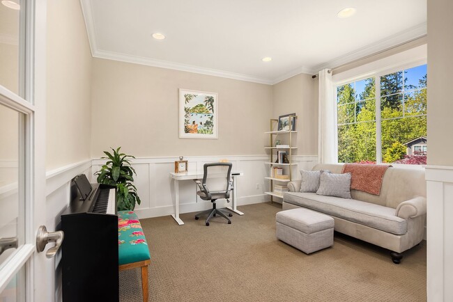 Building Photo - Bainbridge Island Home