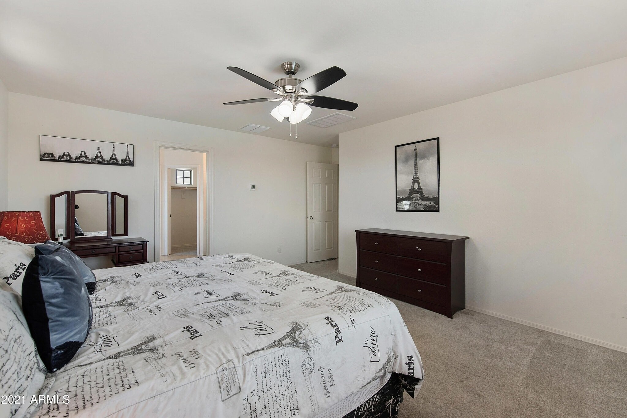 Building Photo - 18013 W Tina Ln