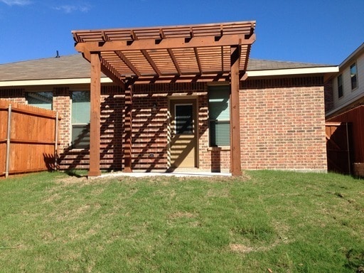 Building Photo - Beautiful 3 Bedroom Duplex Located in Gran...