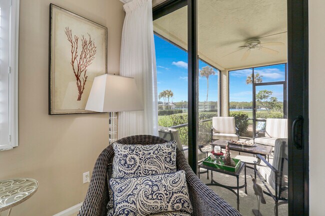 Building Photo - 275 S Beach Rd