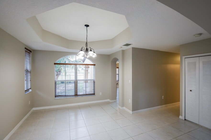 Building Photo - 2762 SW 152nd Ct