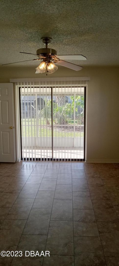 Building Photo - Large corner lot in Port Orange, Beautiful...