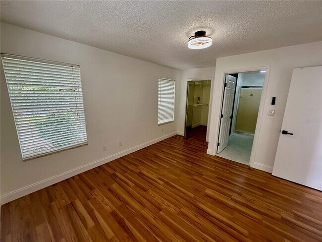 Building Photo - 2320 Pebble Brook Rd