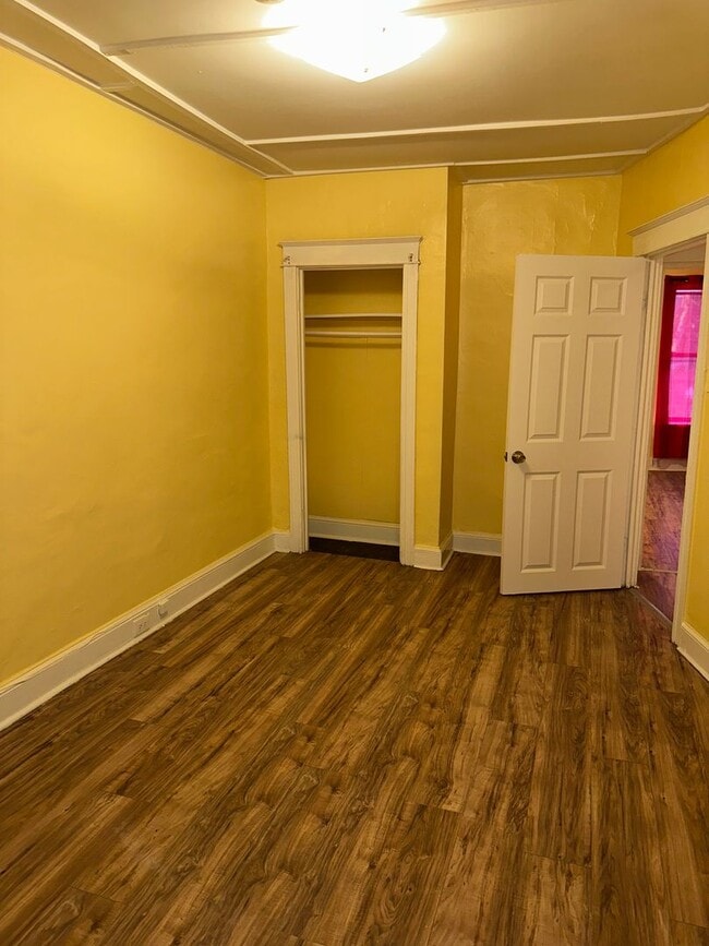 Building Photo - Spacious Home for Rent! Partially Finished...