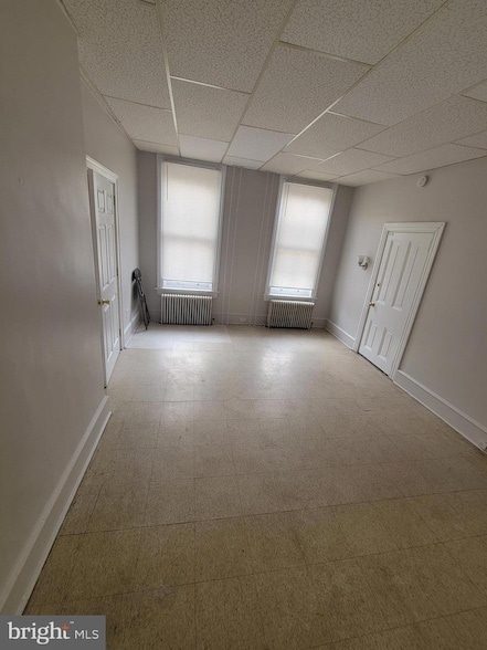 Building Photo - 23 King St