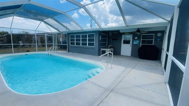 Building Photo - 631 Palmetto Dr