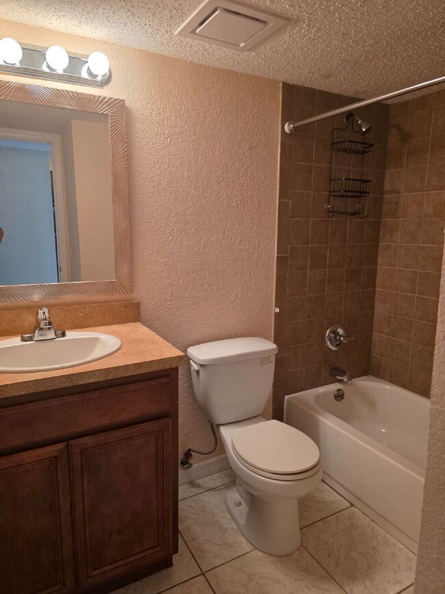 Building Photo - Condo For rent in Palms of Tarpon Springs
