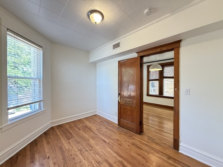 Building Photo - 1438 N Central Park Ave