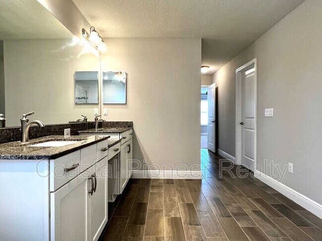 Building Photo - 18814 Cornuta St