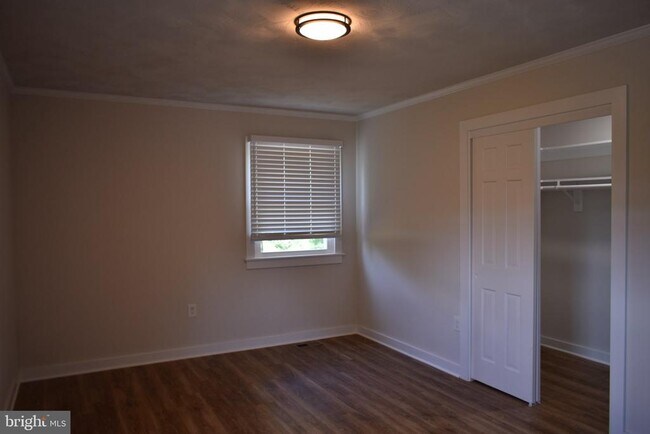 Building Photo - 4055 Ringwood Rd
