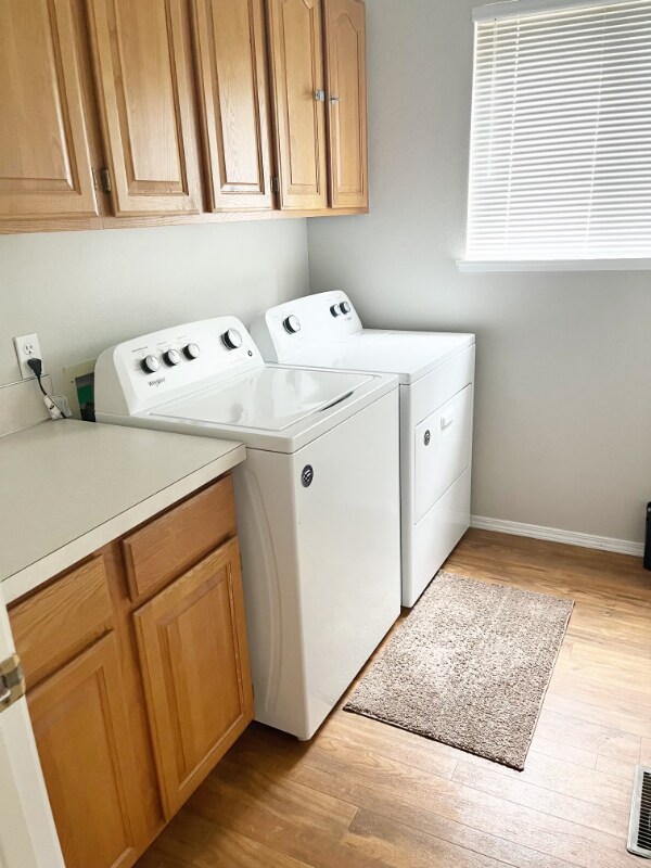 Building Photo - 30 Tamarack Ct