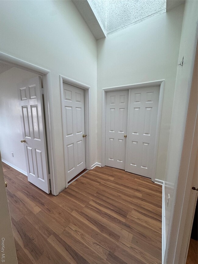 Building Photo - 2910 Whispering Hills Dr