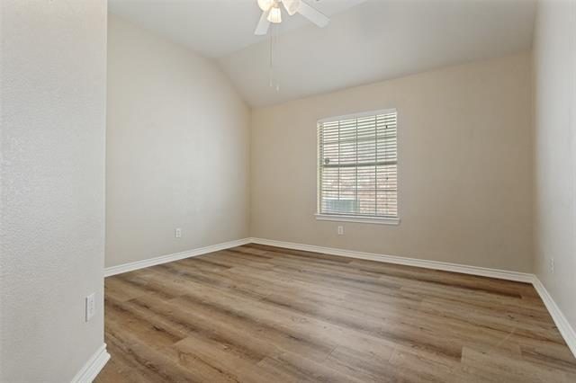 Building Photo - 903 Redbud Dr