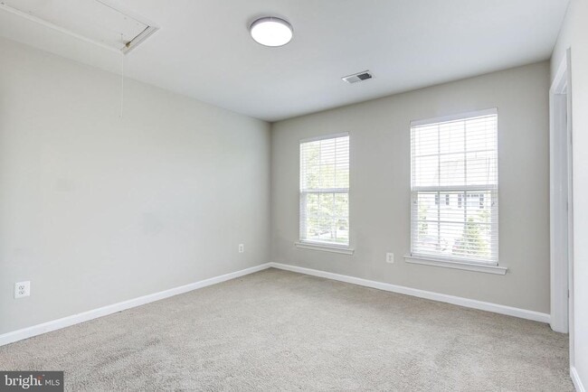Building Photo - 2311 Whitley Rd