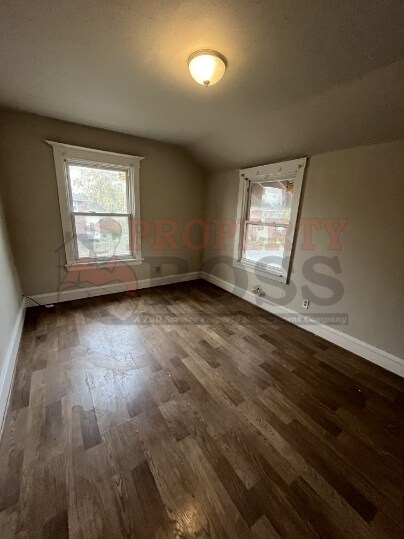 Building Photo - 803 Pierce St
