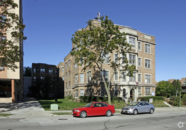 Exterior Facade - Franklin House