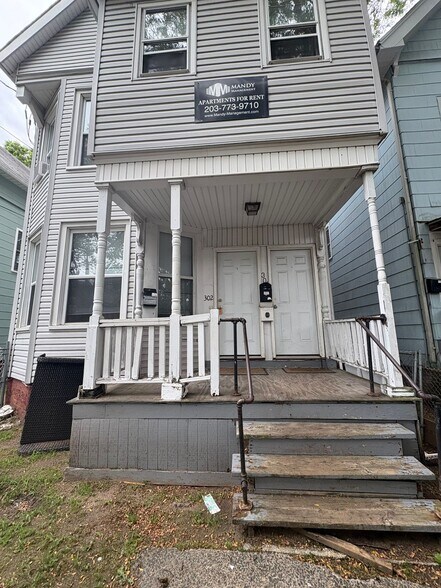 Building Photo - 48 Pond St