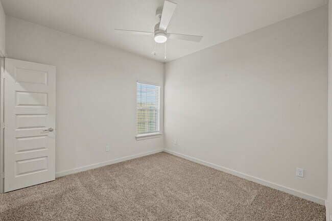 Building Photo - Brand new townhomes in Frenship East!