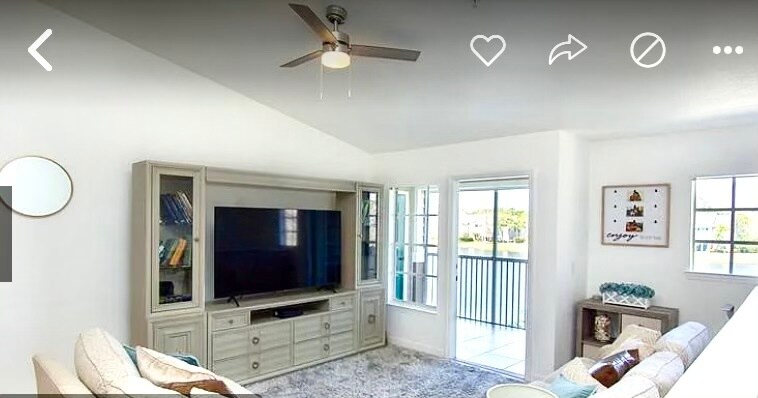 Building Photo - 8933 Manor Loop