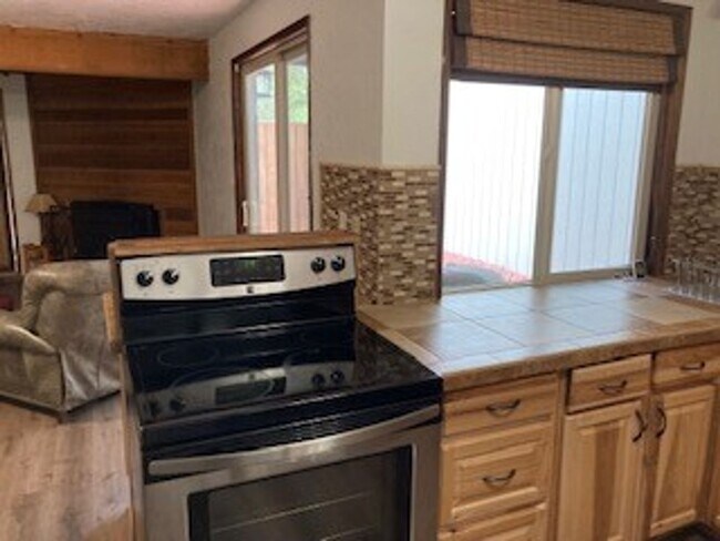 Building Photo - 16681 Wagon Trail