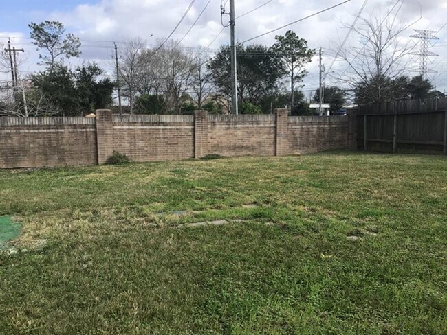 Building Photo - 5403 Coastal Way
