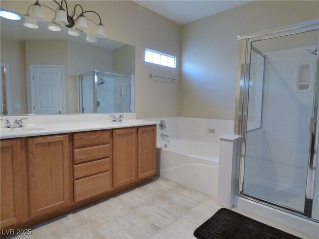 Building Photo - 10498 Promenade Park Ct