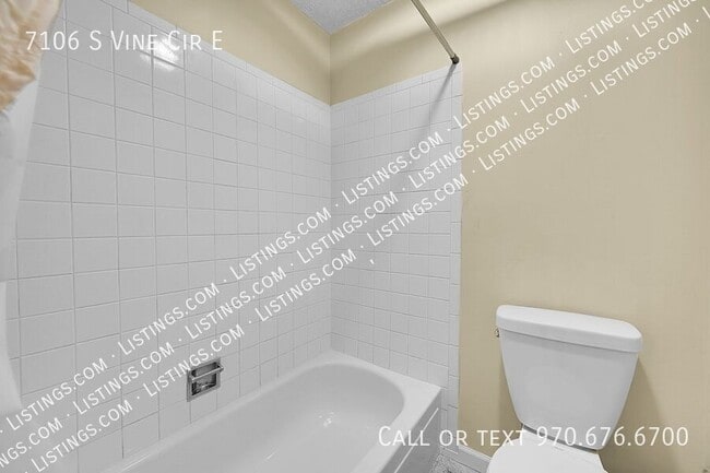 Building Photo - 7106 S Vine Cir E