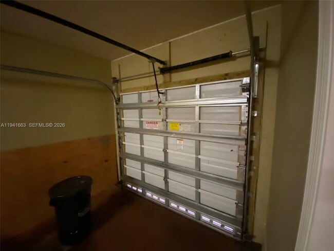 Building Photo - 1202 Belmont Ln