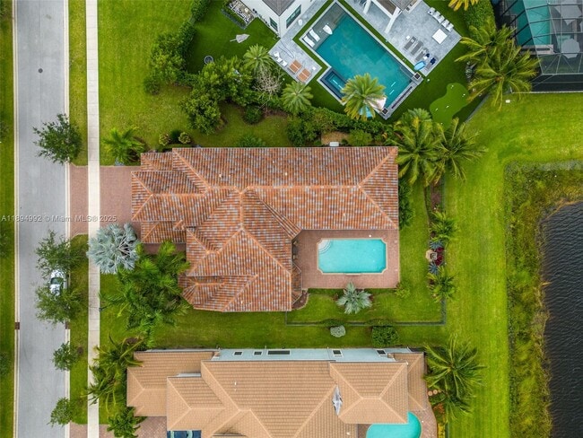 Building Photo - 16796 Strasbourg Ln