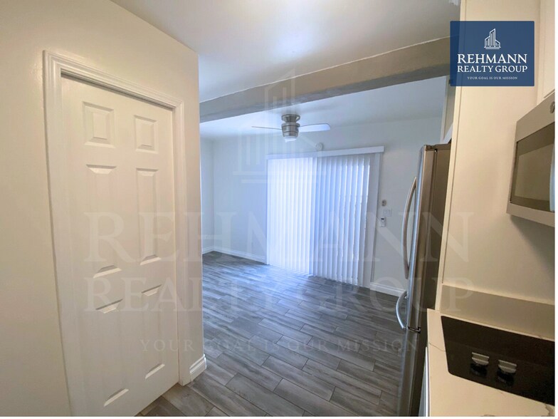 Building Photo - 3722 Bancroft Dr