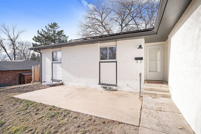 Building Photo - Pecos9881