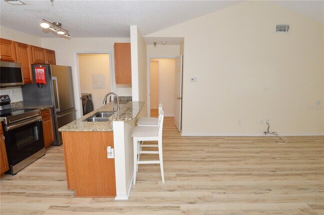 Building Photo - 10265 Gandy Blvd N