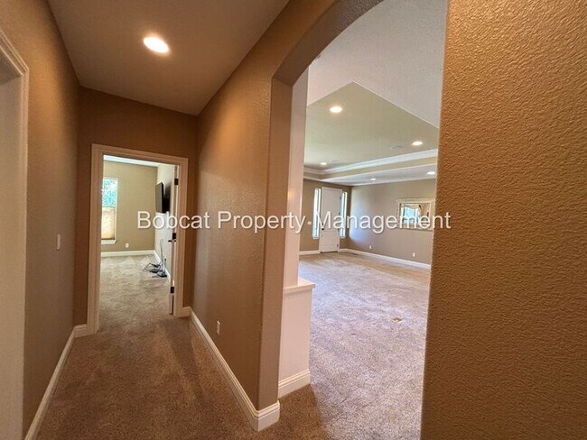Building Photo - 1360 Turner Ct