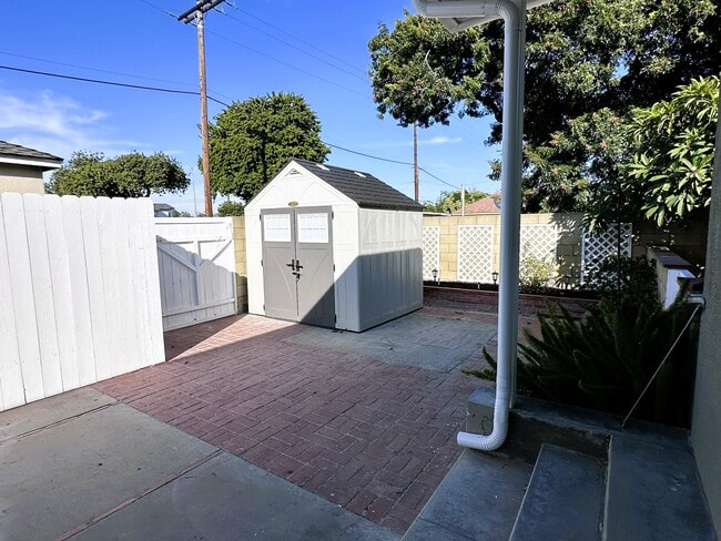 Storage Shed - 5639 E Spring St