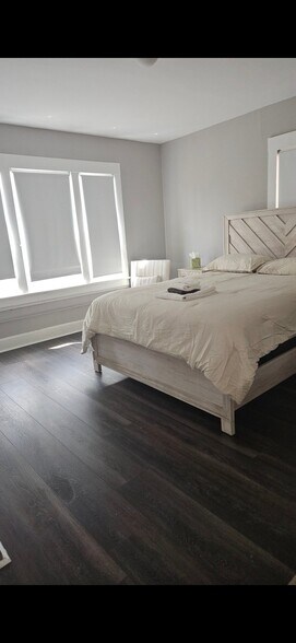 Building Photo - 960 S Ohio Ave