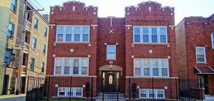 Building Photo - 6642 S Troy St