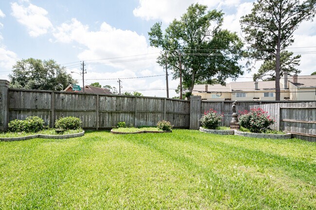 Building Photo - 4831 Eagles Glen Dr