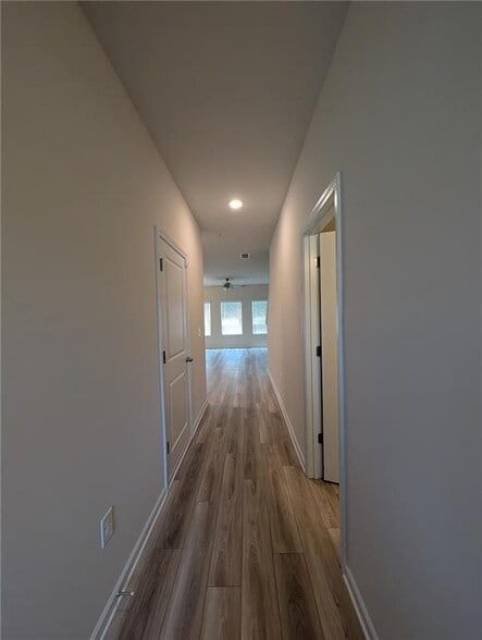 Building Photo - 1354 Willow Brk Cir