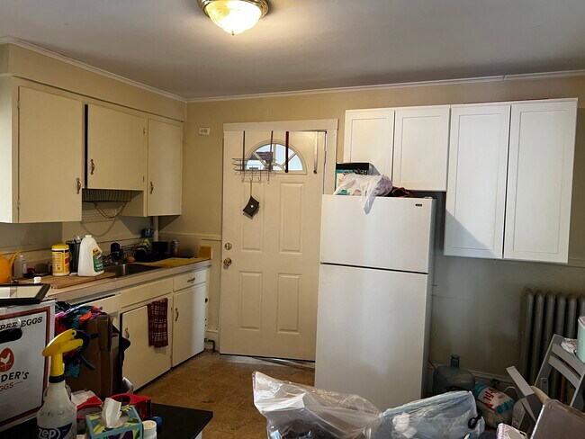 Building Photo - 137 Merriam Ave