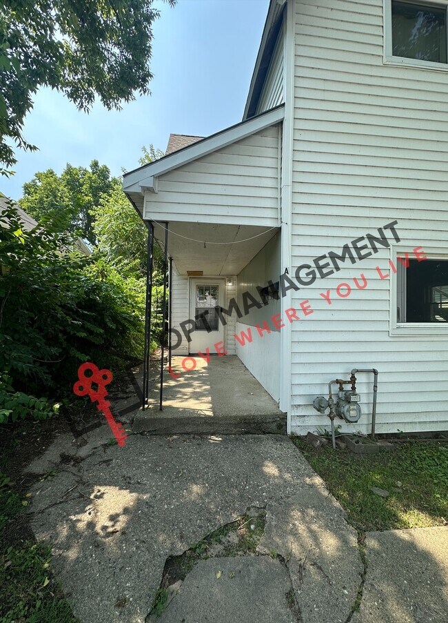 Primary Photo - 1509 Cincinnati St