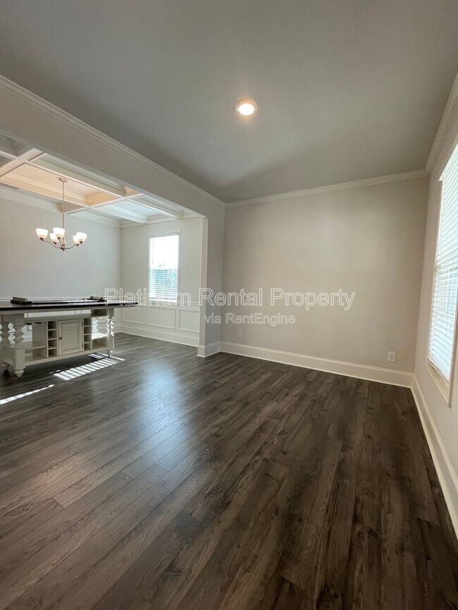 Building Photo - 1616 Chancery Ln