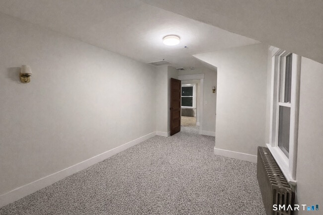 Building Photo - 17 Sylvan Ave