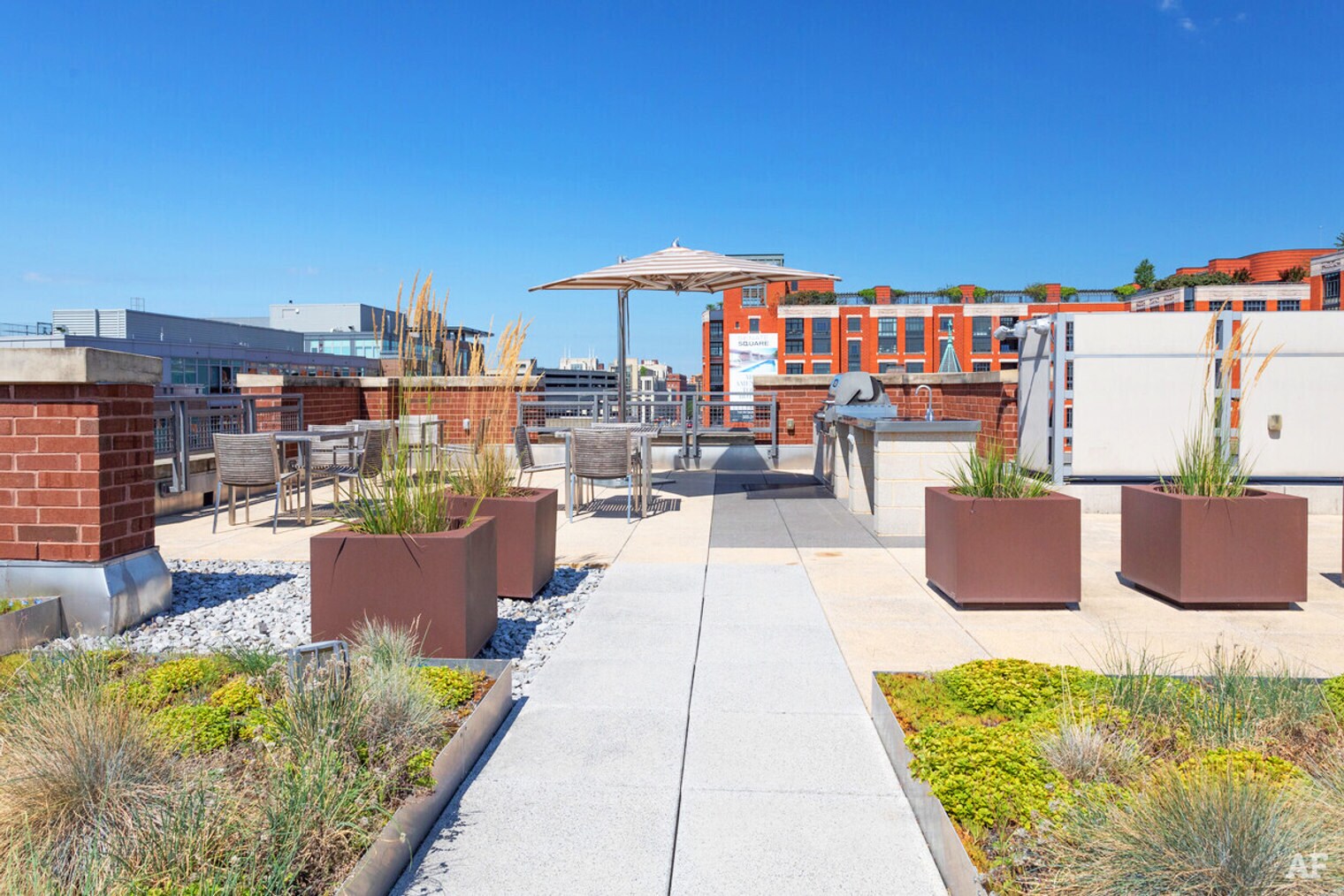 Building Photo - 360 H St NE