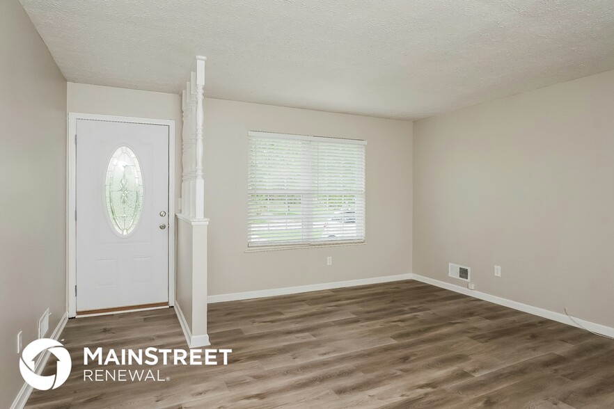 Building Photo - 7502 Stayman Way