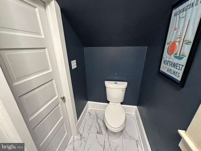 Building Photo - 4608 W Virginia Ave