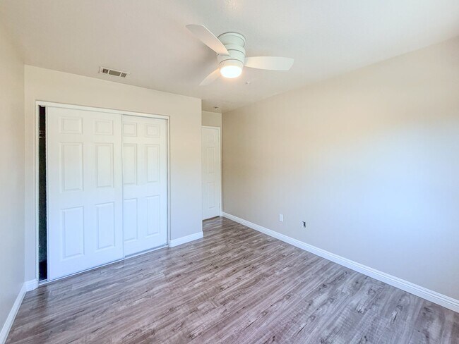 Building Photo - 818 Navigator Way