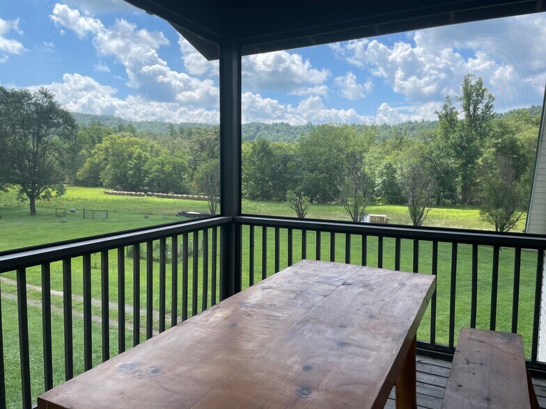 East balcony, screened-in - 274 Little River Campground Rd