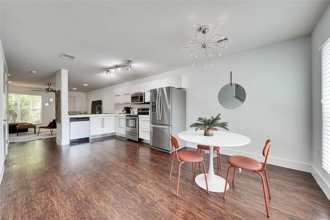 Building Photo - 1101 Grove Blvd