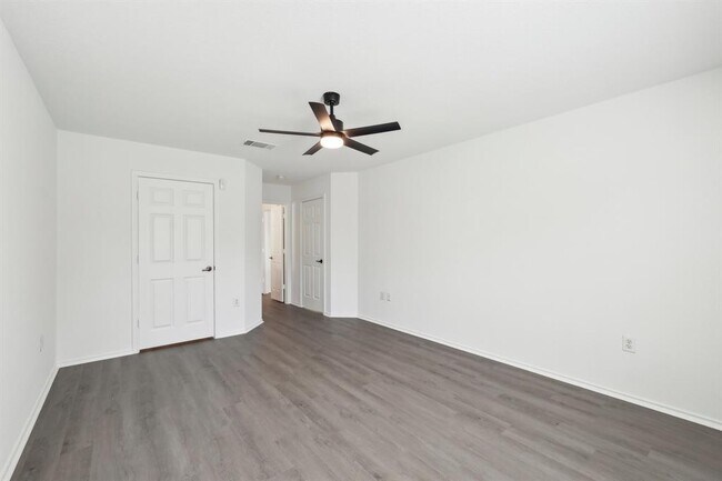 Building Photo - 2403 Andrea Woods Cove