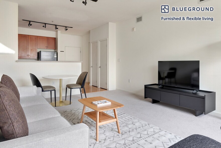 Building Photo - 754 The Alameda